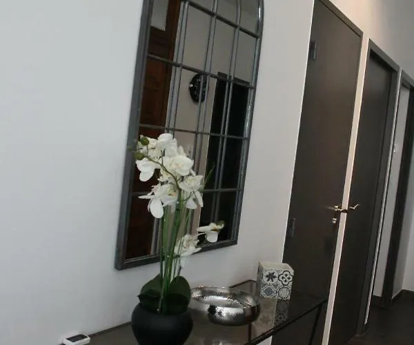 Casa Oliva -situe Au 2eme Etage Sans Ascenseur Apartment *